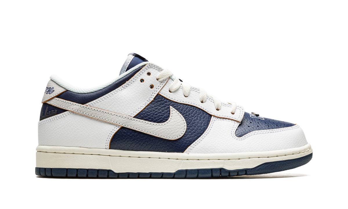 SB Dunk Low "HUF - NYC" FD8775 100