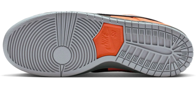 Nike SB Dunk Low Pro 'Muni Fast Pass' Safety Orange/Wolf Grey/Baroque Brown | Skate Shoes