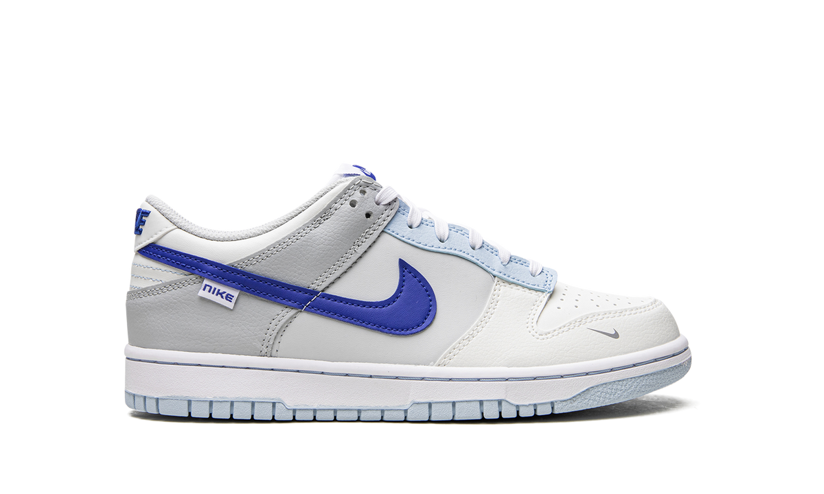 Dunk Low GS "Ivory / Hyper Royal" FB1843 141