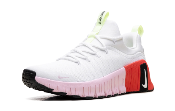 Nike Free Metcon 6 Women's Training Shoe – White/Barely Volt/Bright Crimson