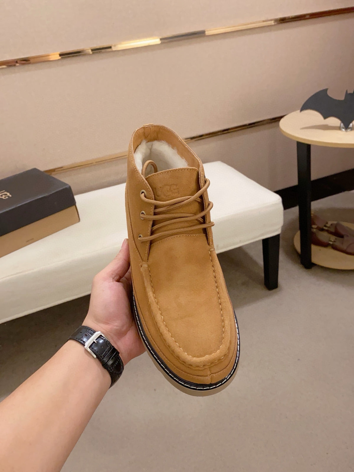 UGG Chukka Boot – Men's Suede Lace-Up | Sizes 38–44