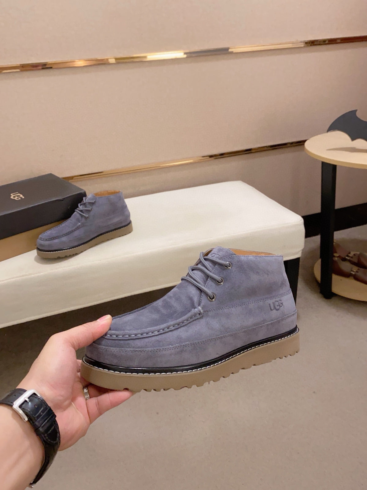 UGG Chukka Boot – Men's Suede Lace-Up | Sizes 38–44