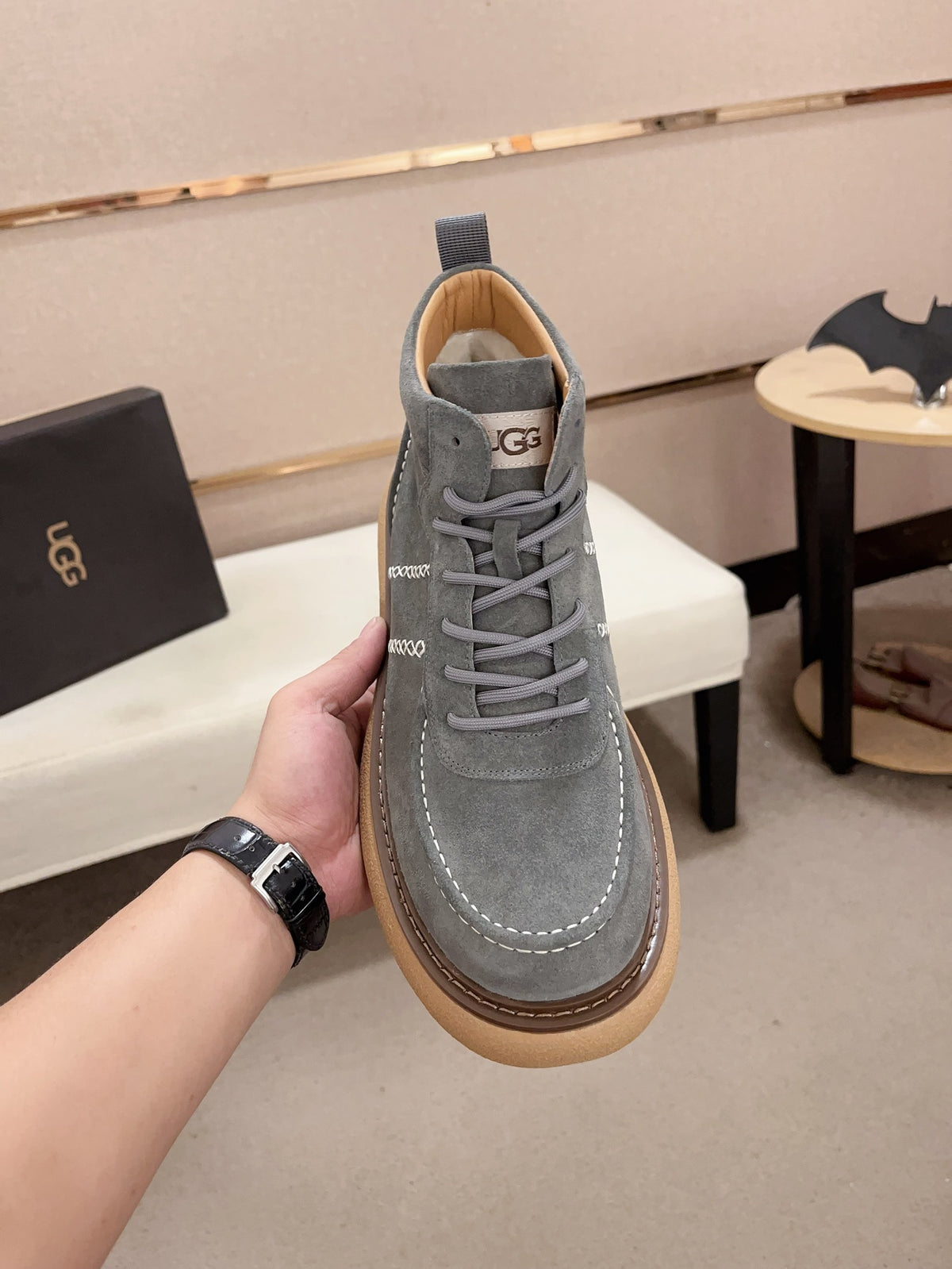 UGG Chukka Boot – Men's Suede Lace-Up | Grey | Sizes 38–44