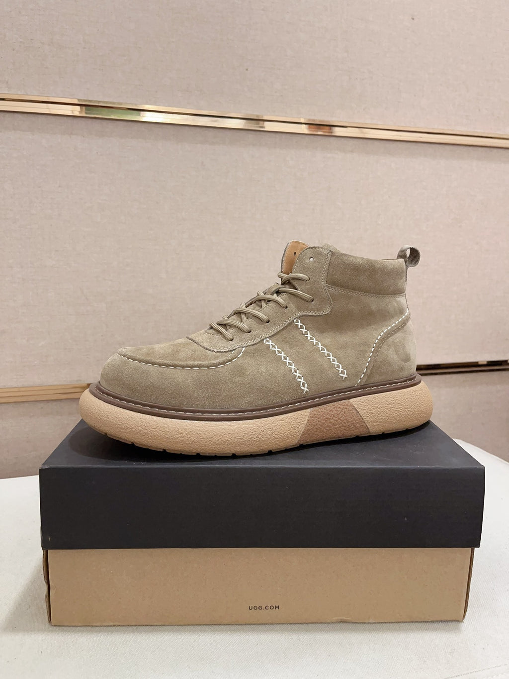 UGG Chukka Boot – Men's Suede Lace-Up | Sizes 38–44