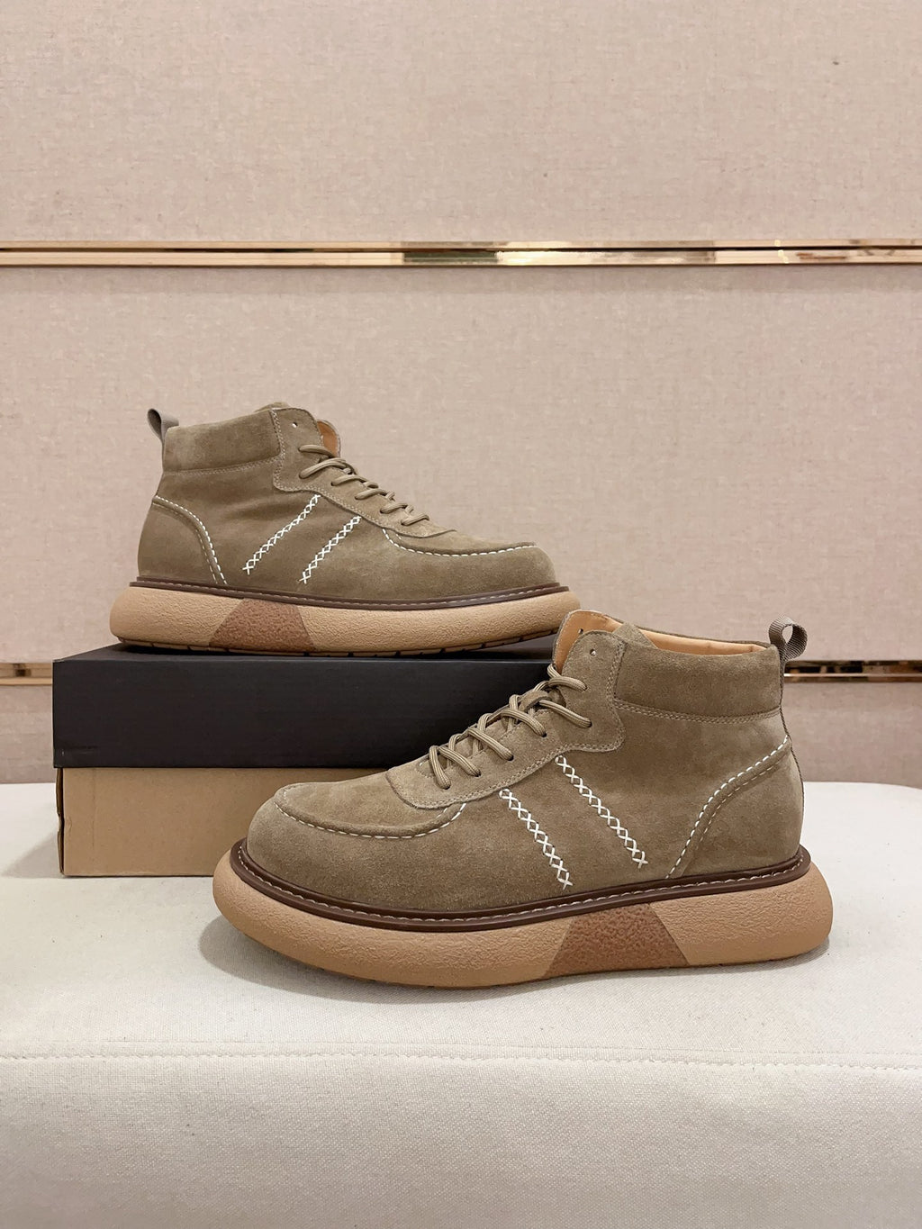 UGG Chukka Boot – Men's Suede Lace-Up | Sizes 38–44