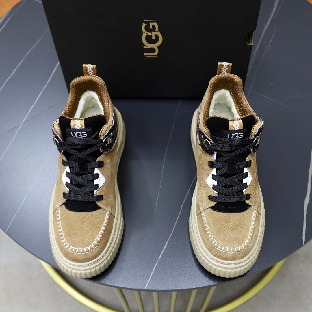 UGG Low-Top Sneaker | Sand Suede & Black Woven | EU 39–44