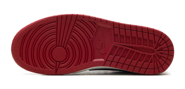 Air Jordan 1 Low OG 'Chicago' (2025) – HQ6998-600