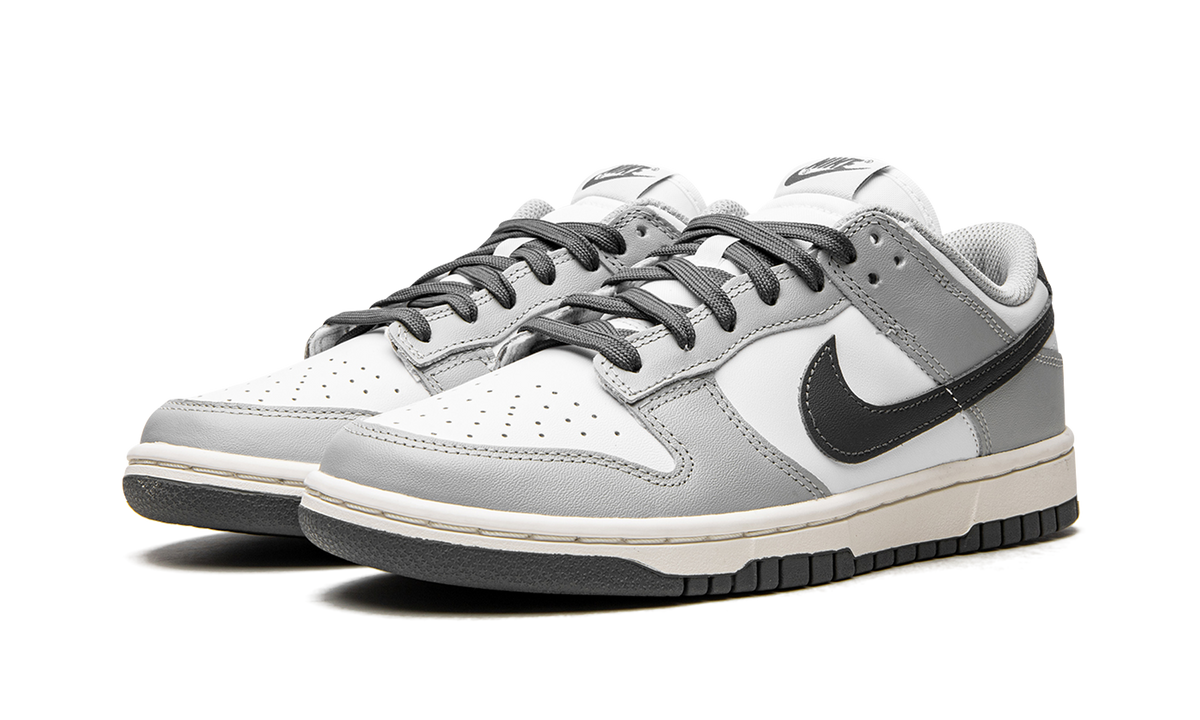 DUNK LO MNS WMNS "Light Smoke Grey" DD1503 117