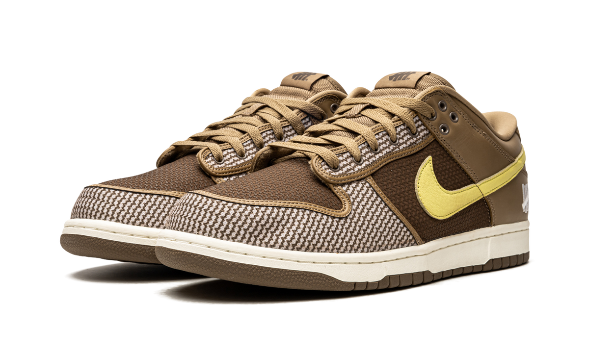 Dunk Low SP "Undefeated - Canteen" DH3061 200