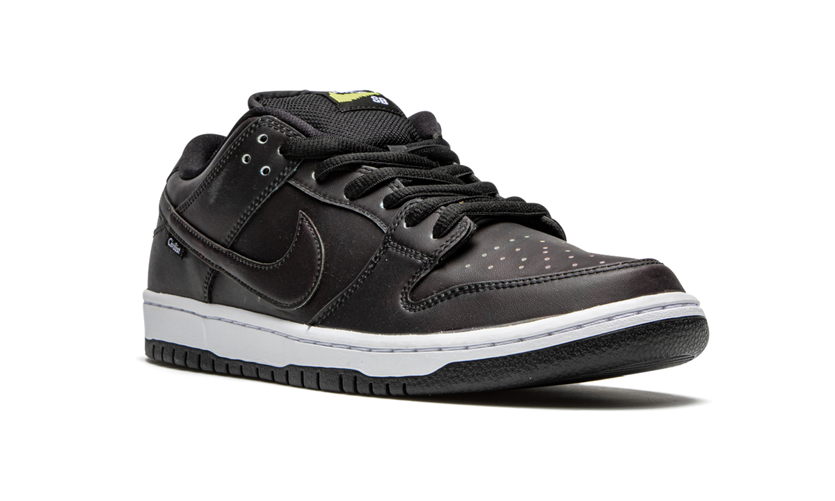 SB Dunk Low "Civilist" CZ5123 001